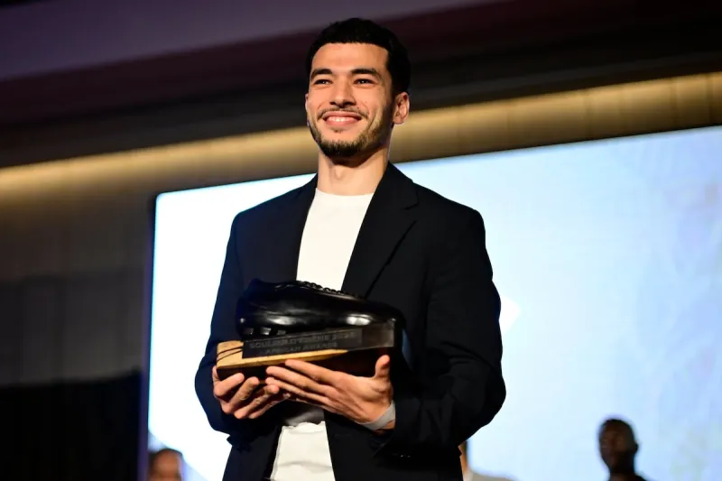 Zakaria El Ouahdi remporte le Soulier d'Ébène 2026, succède à Tolu Arokodare